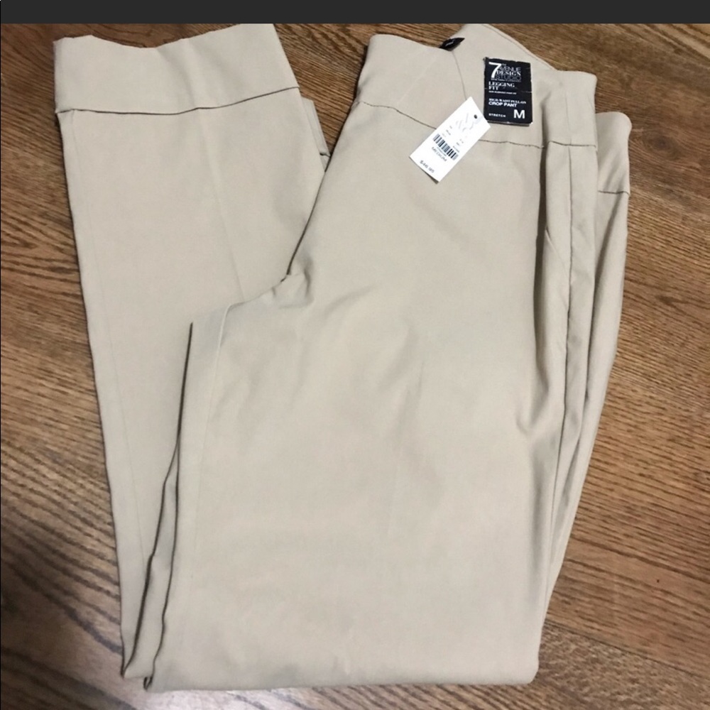 New York & Co pull on high waist crop pants